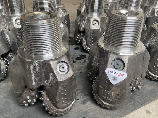 IADC 537 টাংস্টেন কার্বাইড ইনসার্ট বিট 12 1/2&quot; 12 1/4&quot; গ্যাস নিষ্কাশনের জন্য