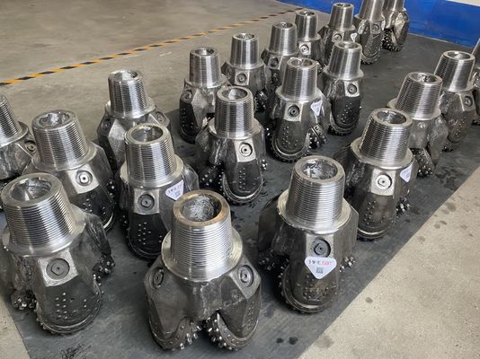 IADC 537 টাংস্টেন কার্বাইড ইনসার্ট বিট 12 1/2&quot; 12 1/4&quot; গ্যাস নিষ্কাশনের জন্য