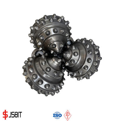 তেল এবং গ্যাস তুরপুন জন্য Iadc 531 ইস্পাত দাঁত Tricone বিট