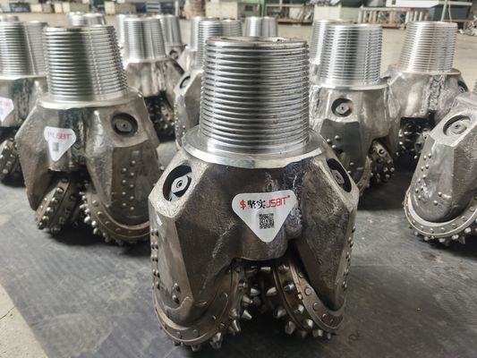 কারখানা 12 ইঞ্চি IADC537 তেল ভাল খনন জন্য Tricone রোলার শঙ্কু বিট
